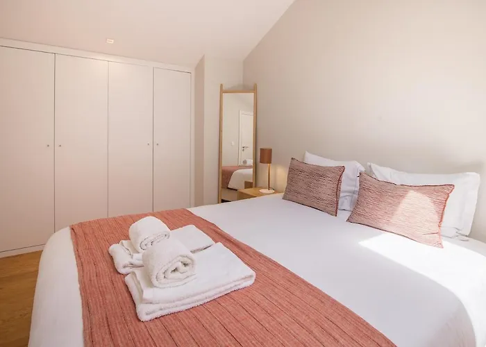 Almada 151 - 3t Διαμέρισμα Πόρτο